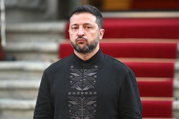 Zełenski ogłosił zamknięcie rosyjskiego nieba. Jest reakcja linii lotniczych