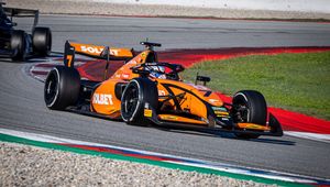 Polak odbył testy na zapleczu F1. Dobra postawa 18-latka