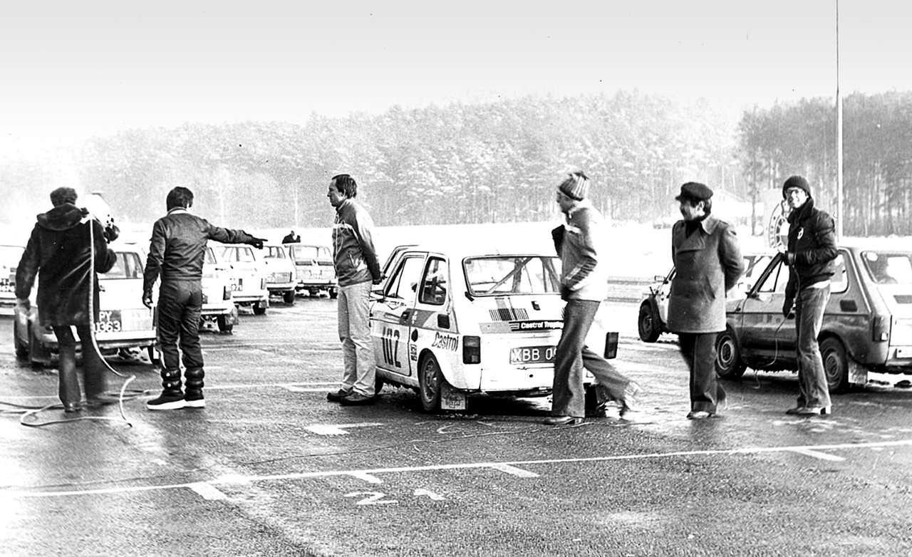 Fiat 126p na torze Kielce