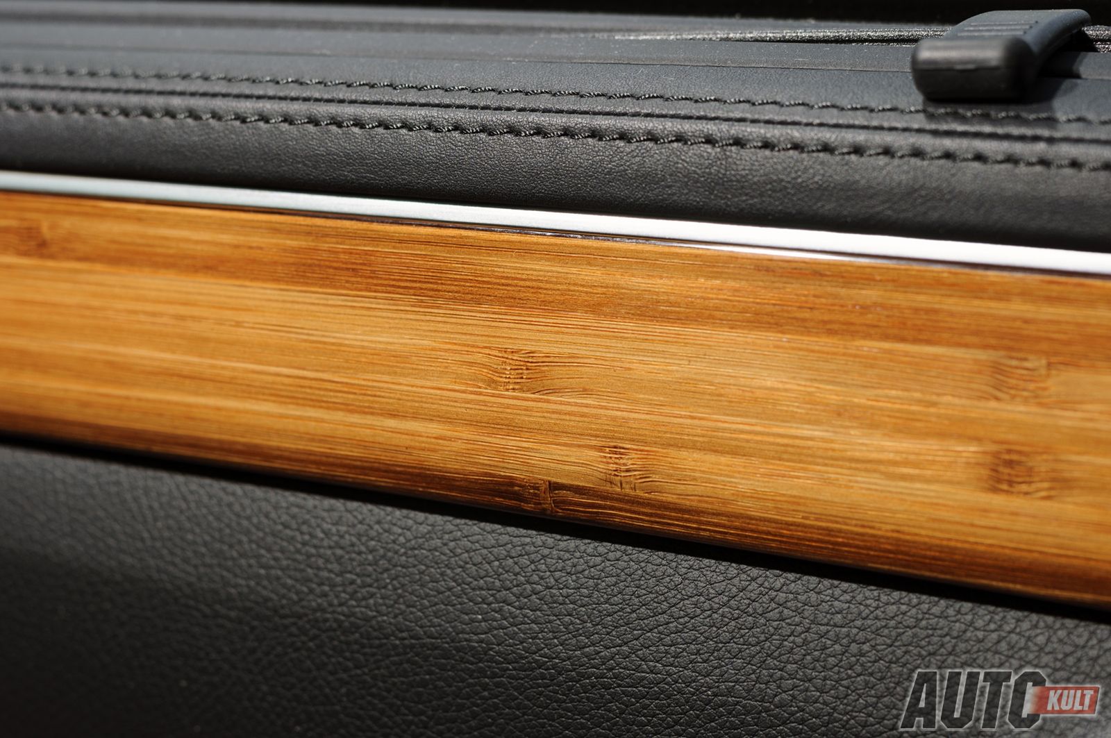 Mercedes-Benz Klasy E 350 BlueTec AMG 9G-Tronic (W212) - test [galeria zdjęć] 22