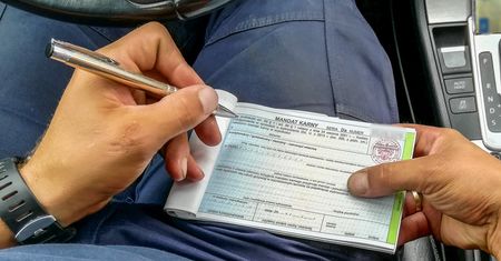 Wystawią mandat, przyślą mailem. Nowe przepisy