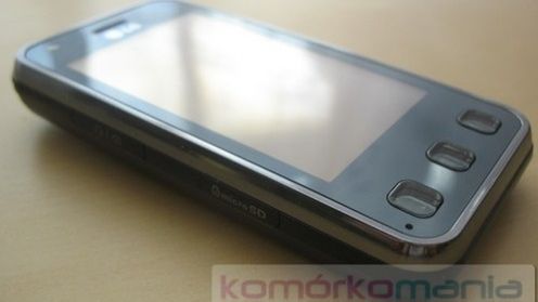 Cellna recenzja: LG Renoir KC910 1