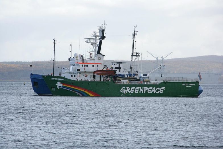 Polak i inni z Greenpeace trafią za kraty