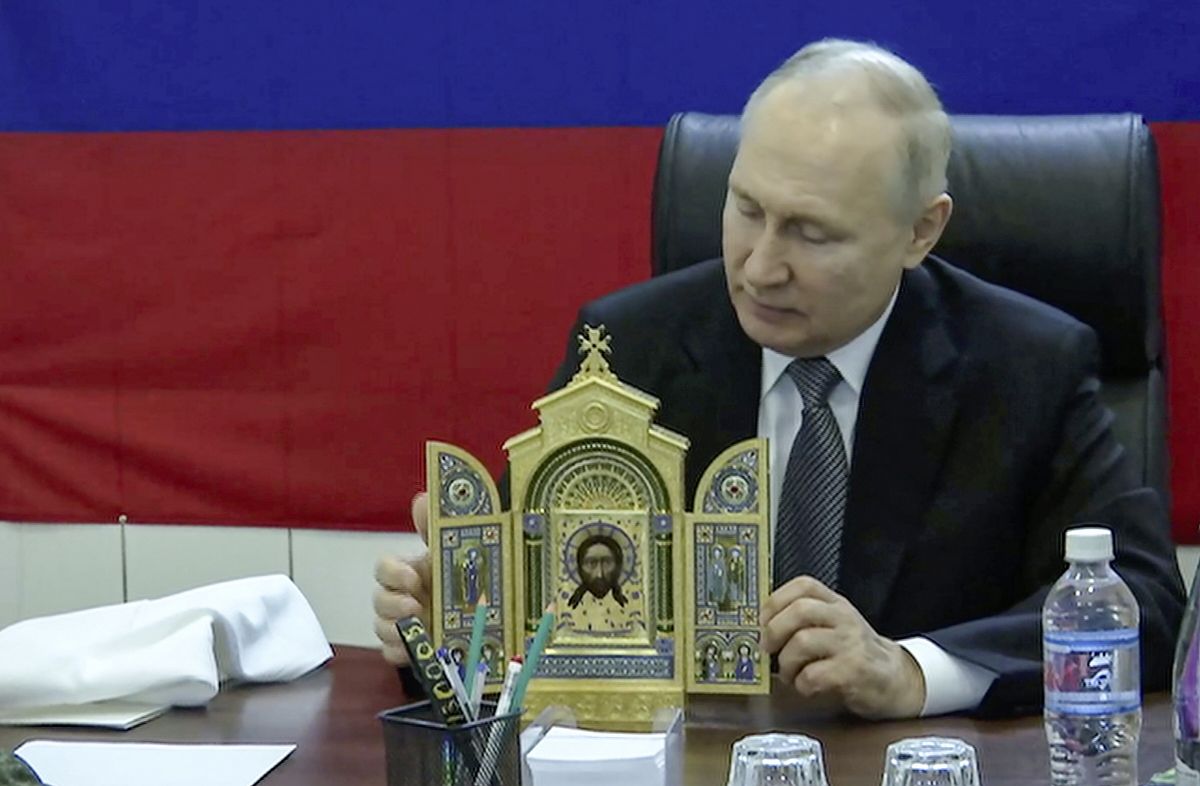 Władimir Putin podczas domniemanej wizyty w okupowanym obwodzie chersońskim