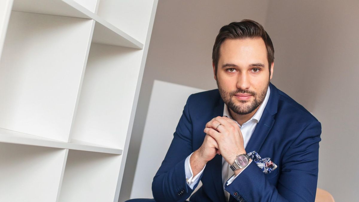 Prezes Movie Games, Mateusz Wcześniak