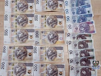 Chciała zrobić remont, zaufała sąsiadowi. Mężczyzna wyczyścił konto