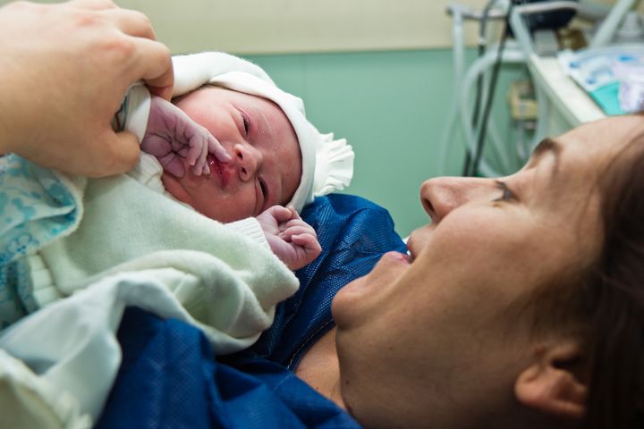 Mit bezpłatnej ciąży i porodu. Ile decyzja o dziecku kosztuje w Polsce?