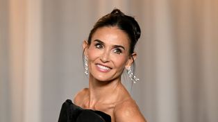 63-letnia Moore olśniła na gali. Ta suknia to dzieło sztuki