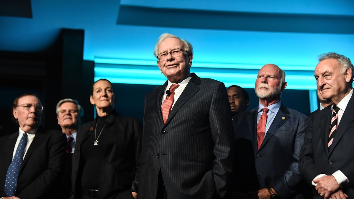 Zamieszanie wokół firmy Warrena Buffetta. Giełda pokazała spadek akcji o 99 procent