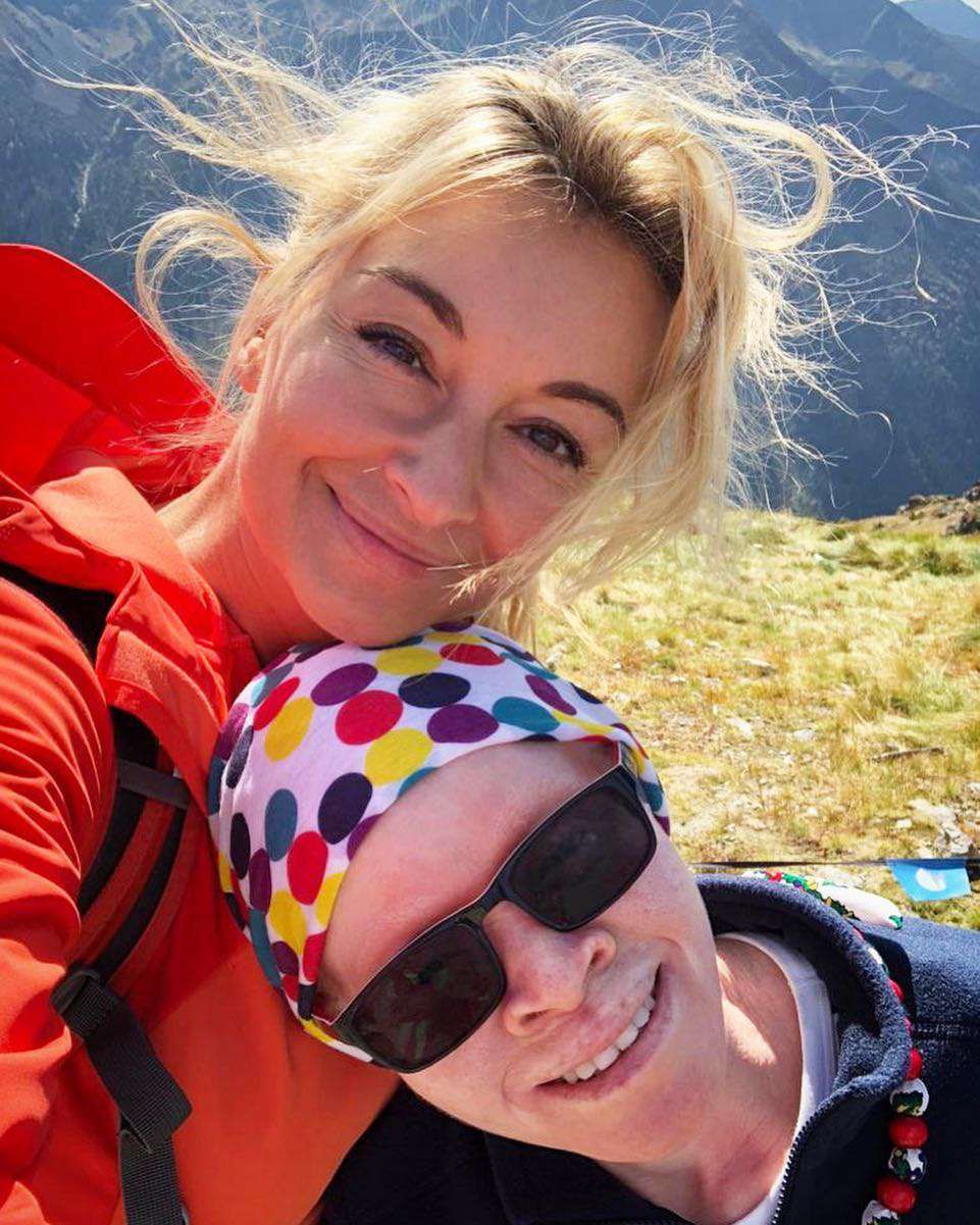Martyna Wojciechowska z córką Kabulą w górach