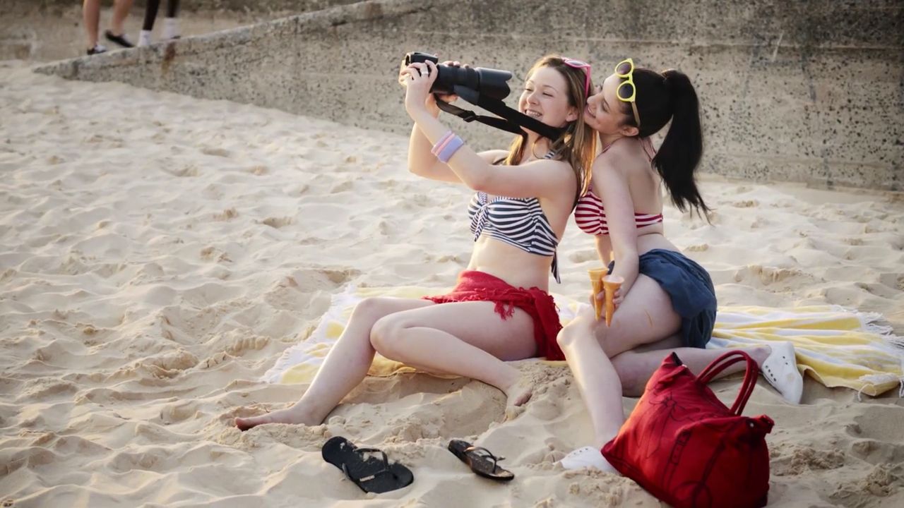 Uporządkuj wakacyjne wspomnienia: przegląd najlepszych aplikacji dla fotografów-amatorów