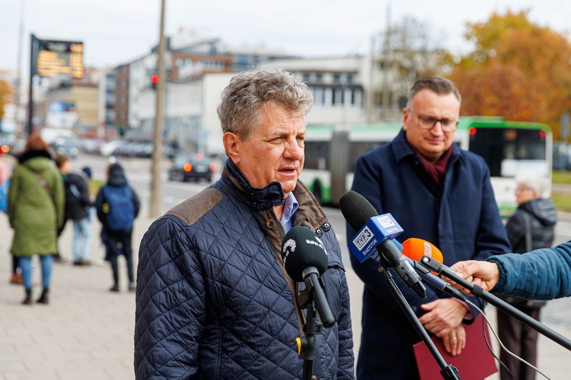 O październikowych zmianach w rozkładach jazdy BKM podczas środowej konferencji prasowej mówili zastępca prezydenta Rafał Rudnicki i dyrektor zarządu BKM Bogusław Prokop. 