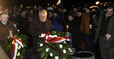 Wałęsa apeluje o dialog i zgodę