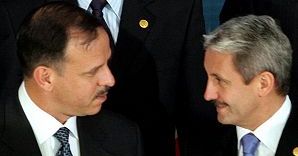 Drugi dzień Szczytu Euromed; Marcinkiewicz rozmawia o budżecie UE