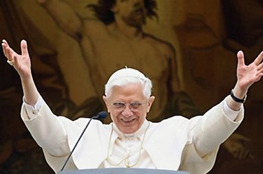 Benedykt XVI: bądźcie żywymi kamieniami Kościoła!