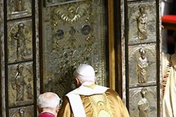 Papież modlił się o pokój w Iraku i rozwiązanie konfliktu w Iranie