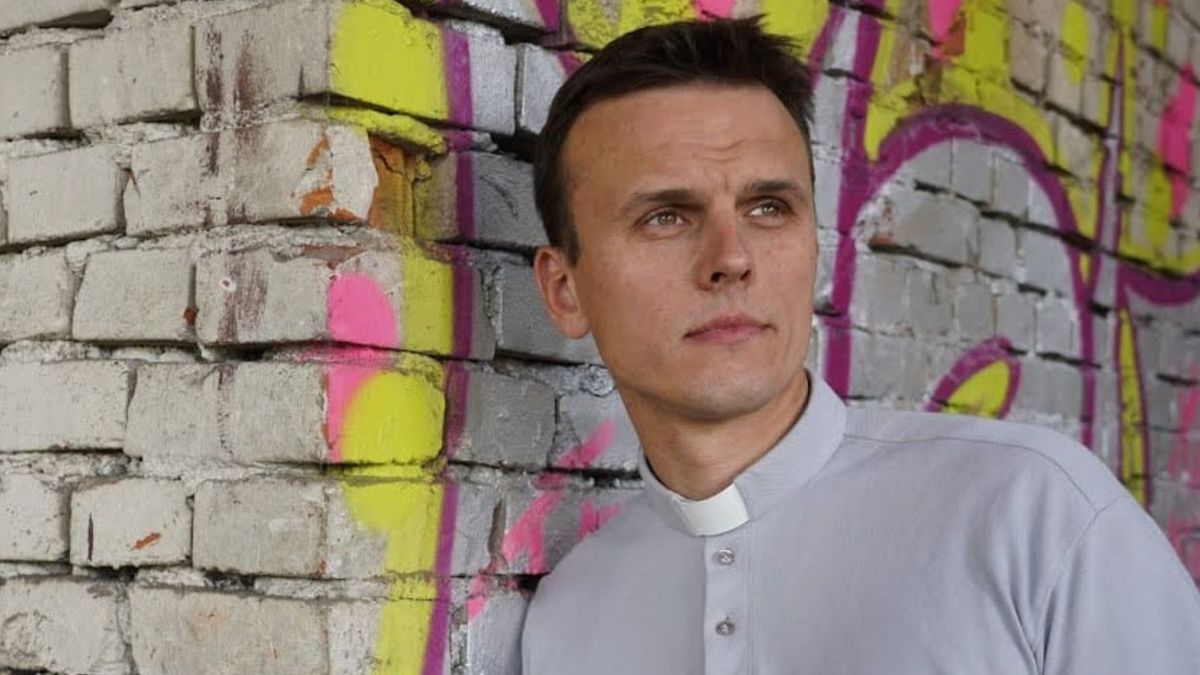 Ksiądz z osiedla skomentował odejście biskupa z diecezji sosnowskiej