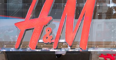 H&M zamknie 160 sklepów. Sieć dalej tnie koszty