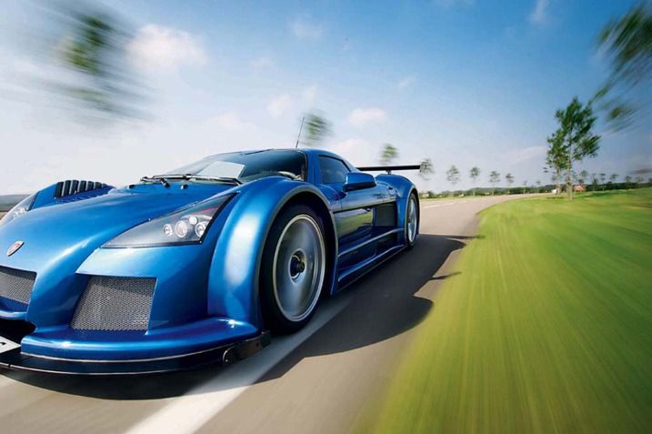 Gumpert Apollo