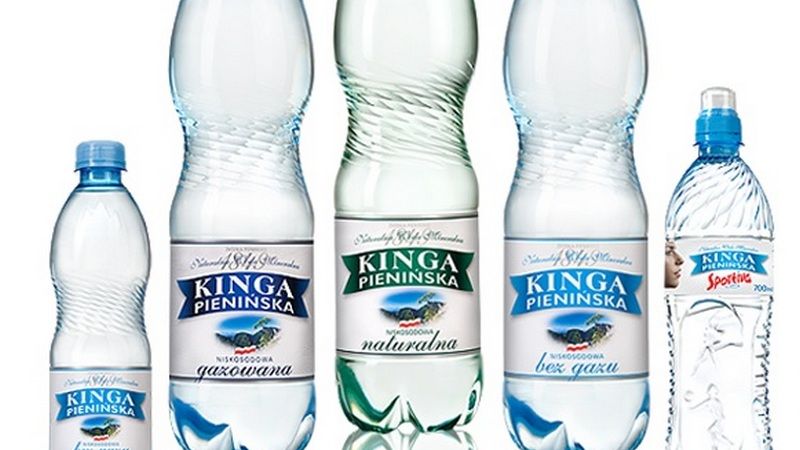 Kinga Pienińska jest kojarzona z kategorią wód mineralnych premium.