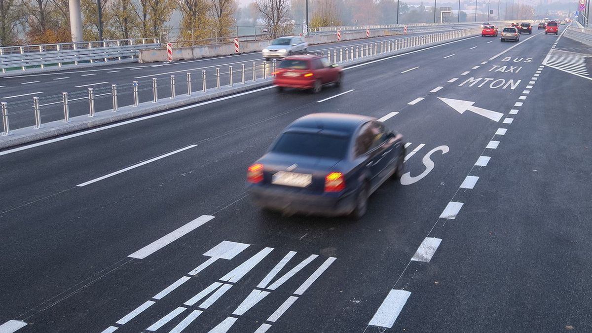 Buspasy otwarte są dla motocyklistów w Bydgoszczy, Krakowie czy Łodzi.