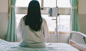 Od miesiąca prosi o aborcję. Nie jest w stanie jeść i wymiotuje krwią