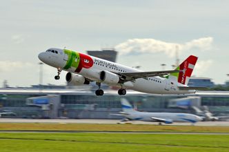 Portugalia. Sparaliżowane wszystkie lotniska. Setki odwołanych lotów