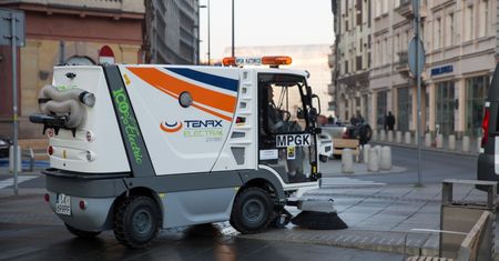 Katowice. Zima za oknem, ale w mieście rozpoczęły się już wiosenne porządki