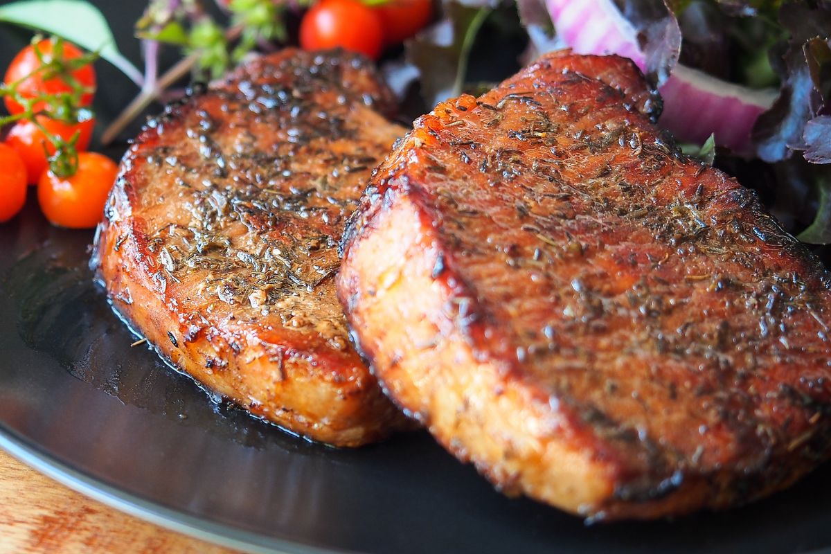 Do tych schabowych nie potrzebuję patelni. Są lekkie, miękkie i nie mają w sobie tony tłuszczu