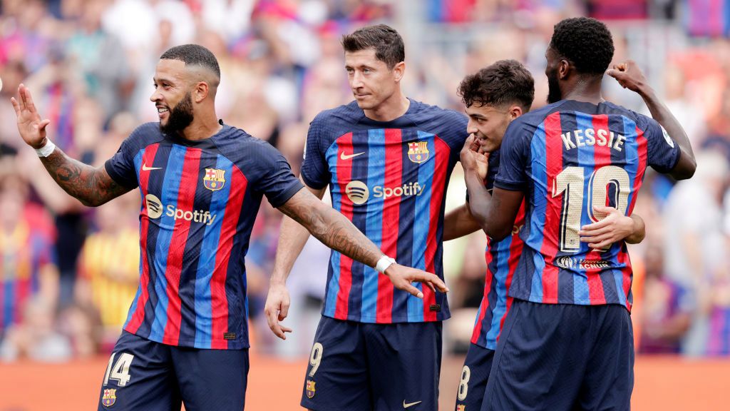 Zdjęcie okładkowe artykułu: Getty Images / David S. Bustamante/Soccrates / Na zdjęciu: piłkarze Barcelony