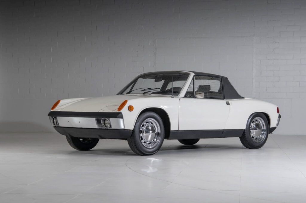 Kolekcja białych porsche
