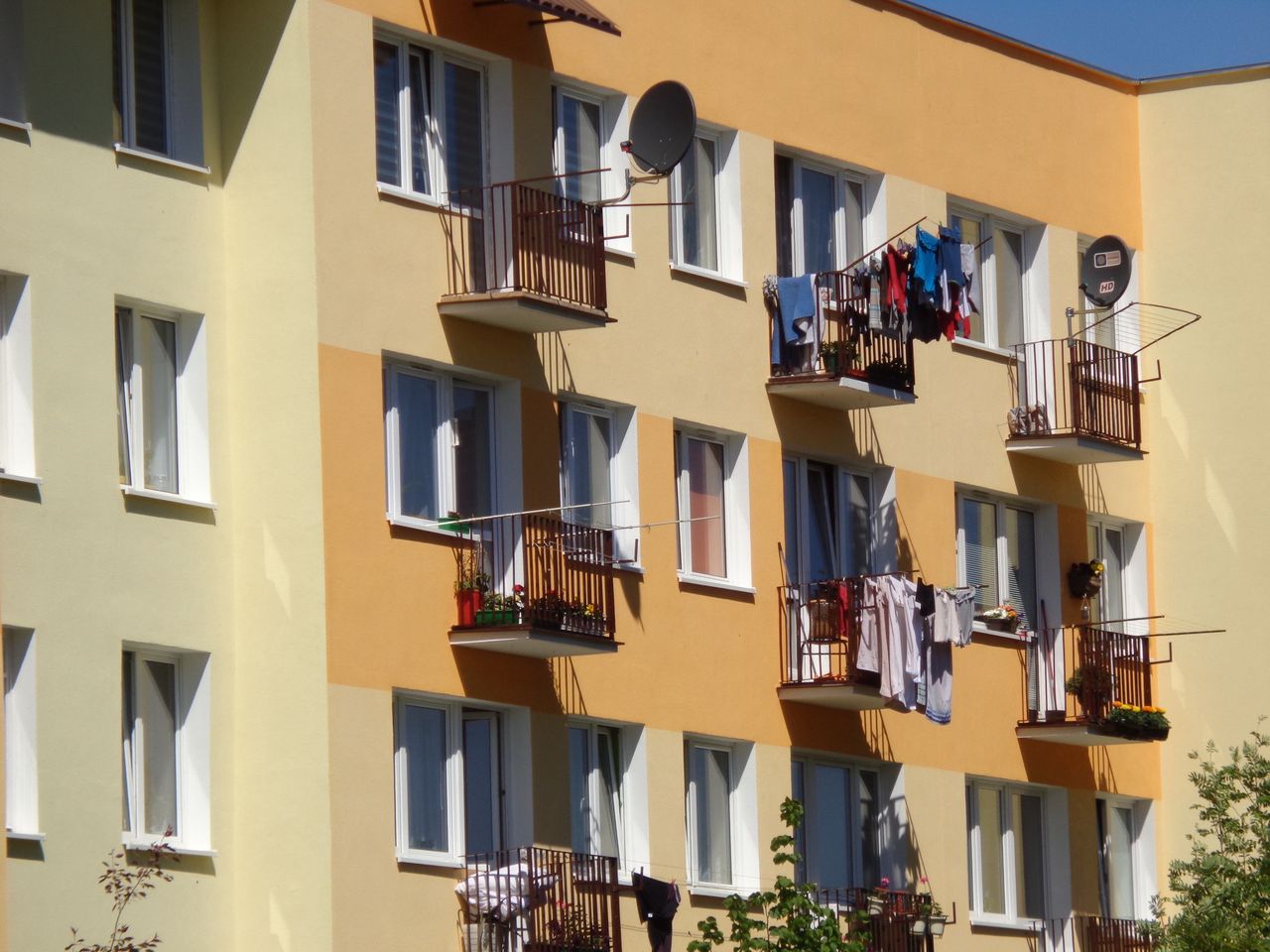 Masz balkon? Za te czynności grozi nawet 500 zł mandatu