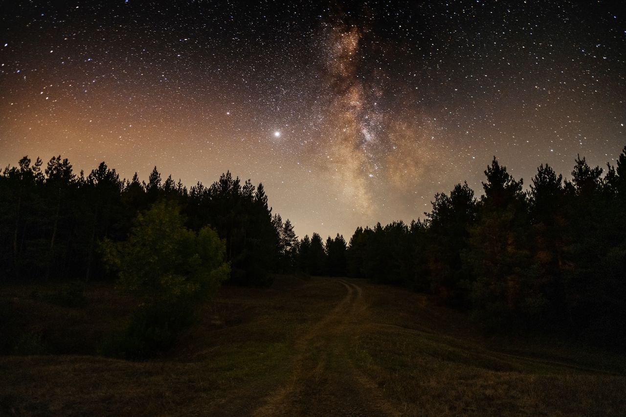 Wyjątkowe zjawisko na nocnym niebie. Warto sięgnąć po teleskop