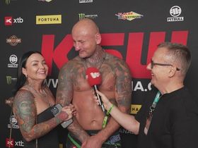 Szpilka na gorąco komentował walkę. Nagle przed kamerą pojawiła się jego narzeczona