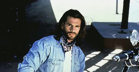 "Renegat": Nowe ścieżki kariery Lorenzo Lamasa