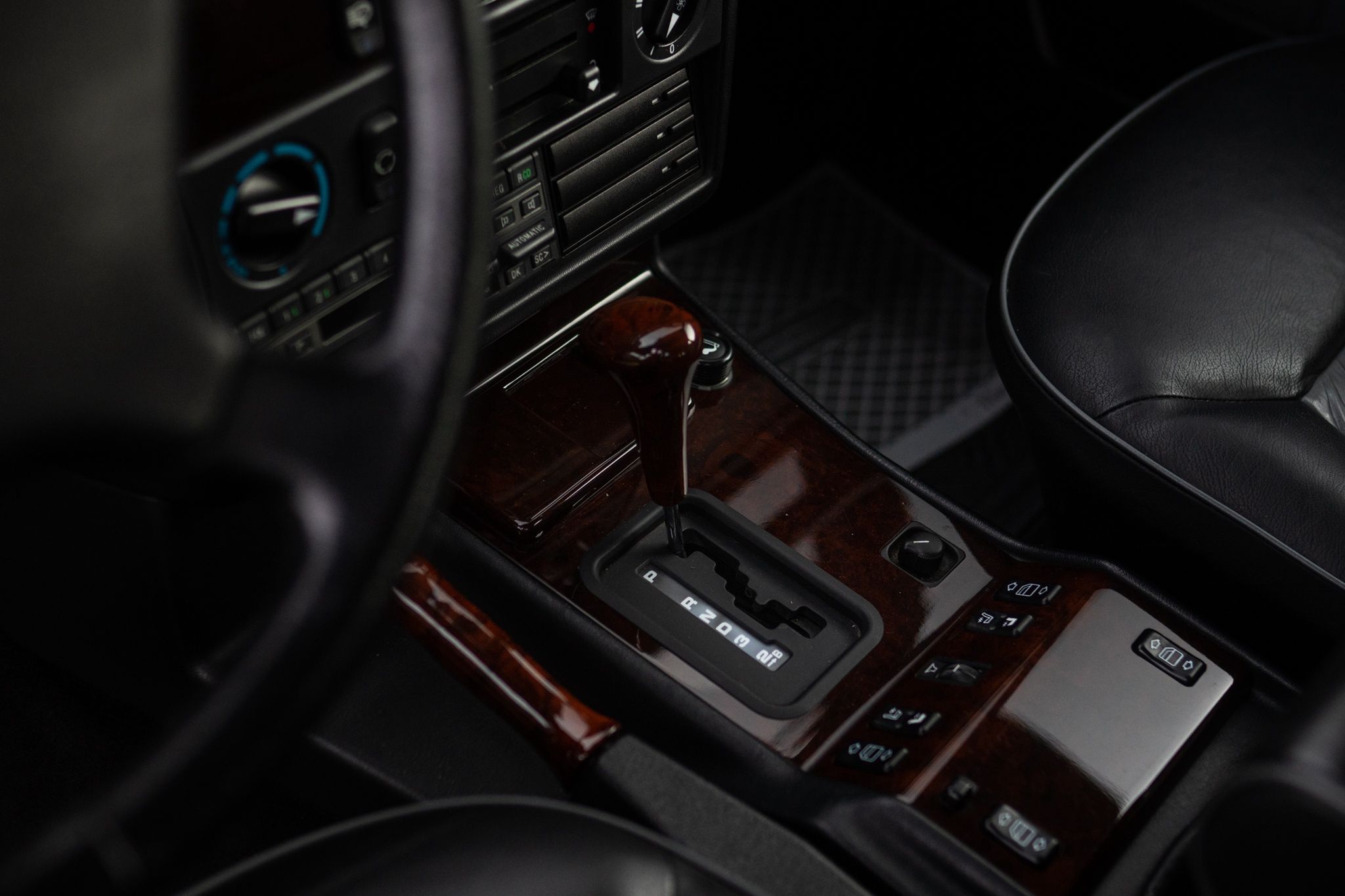 Mercedes-Benz 500 GE (W463)