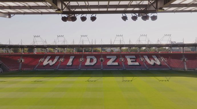 Polska z góry: Stadiony