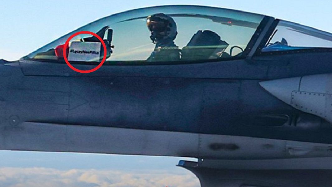 Twitter / Łączy nas piłka / Na zdjęciu: pilot F-16