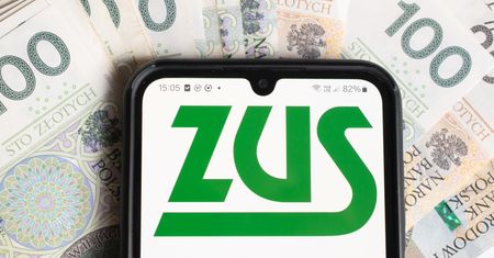 Koniec wypłat "z automatu". Część świadczeń 800 plus zostanie wstrzymana