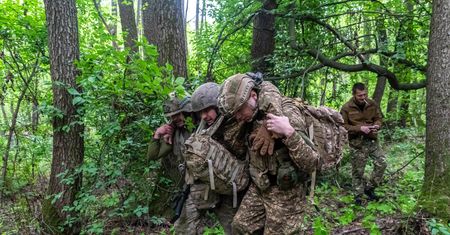 Atak rakietowy na ukraińską jednostkę. 12 ofiar śmiertelnych, 60 rannych