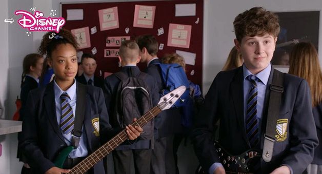 Zagraniczne koncesje? Polskojęzyczne stacje wybierają Holandię i Hiszpanię