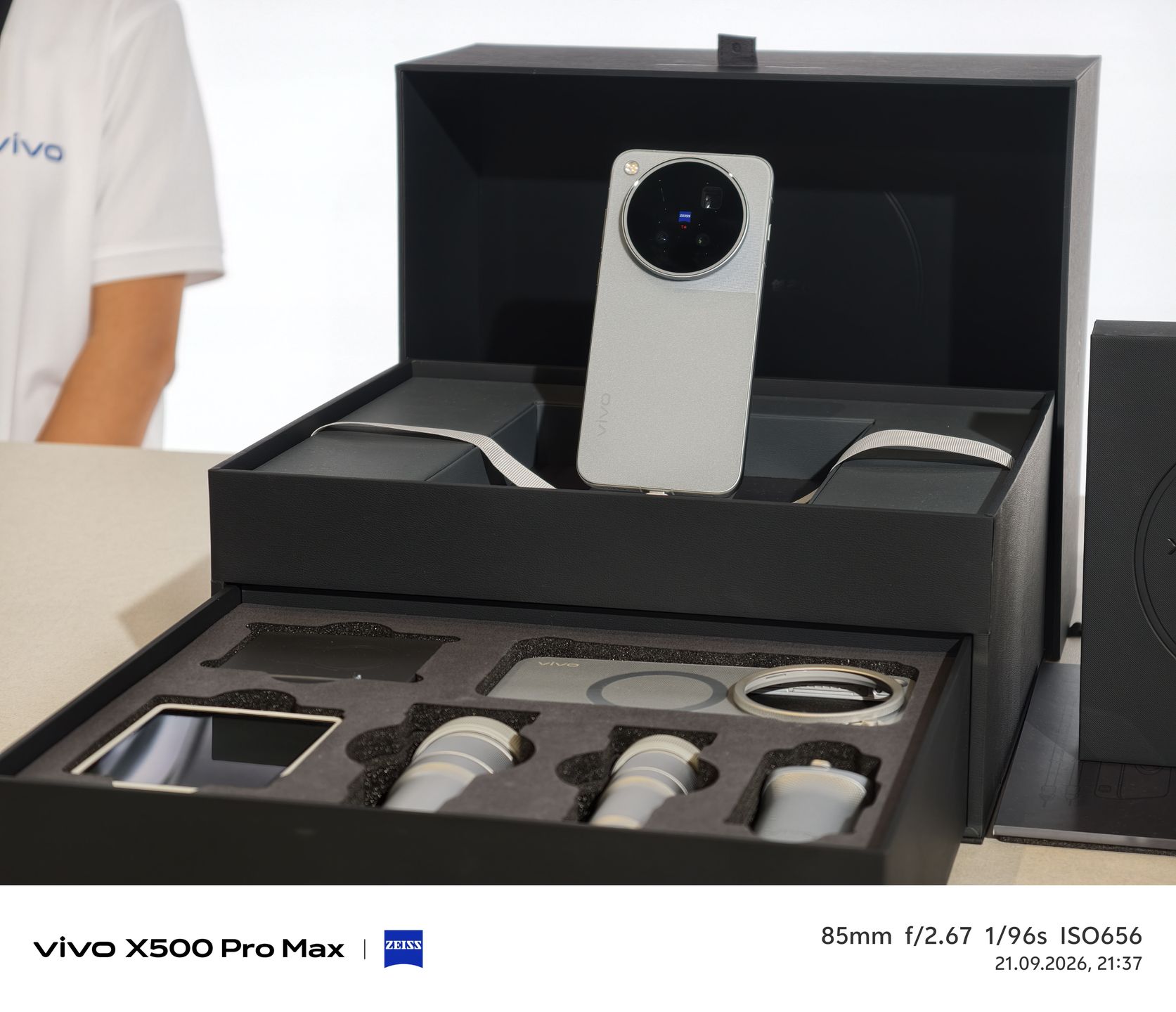 vivo X500 Pro Max Photographer Kit