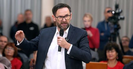 Obajtek ucieka z majątkiem? Media: kolejne nieruchomości przepisał rodzinnej fundacji