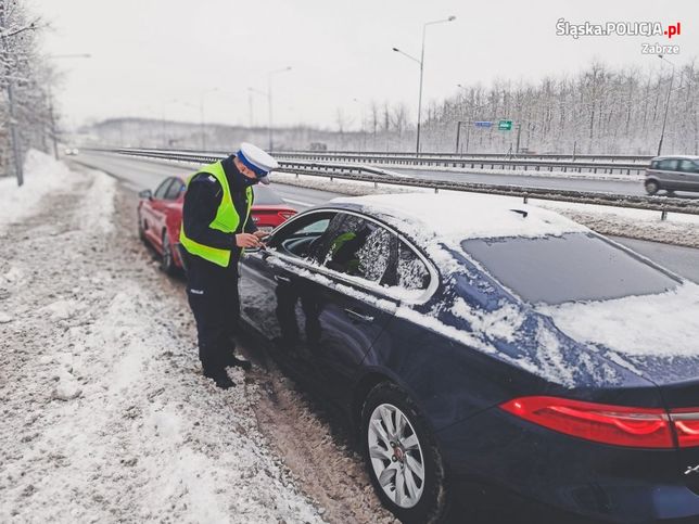 Liczysz, że zimą nie trafisz na policyjną kontrolę drogową? Możesz się pomylić