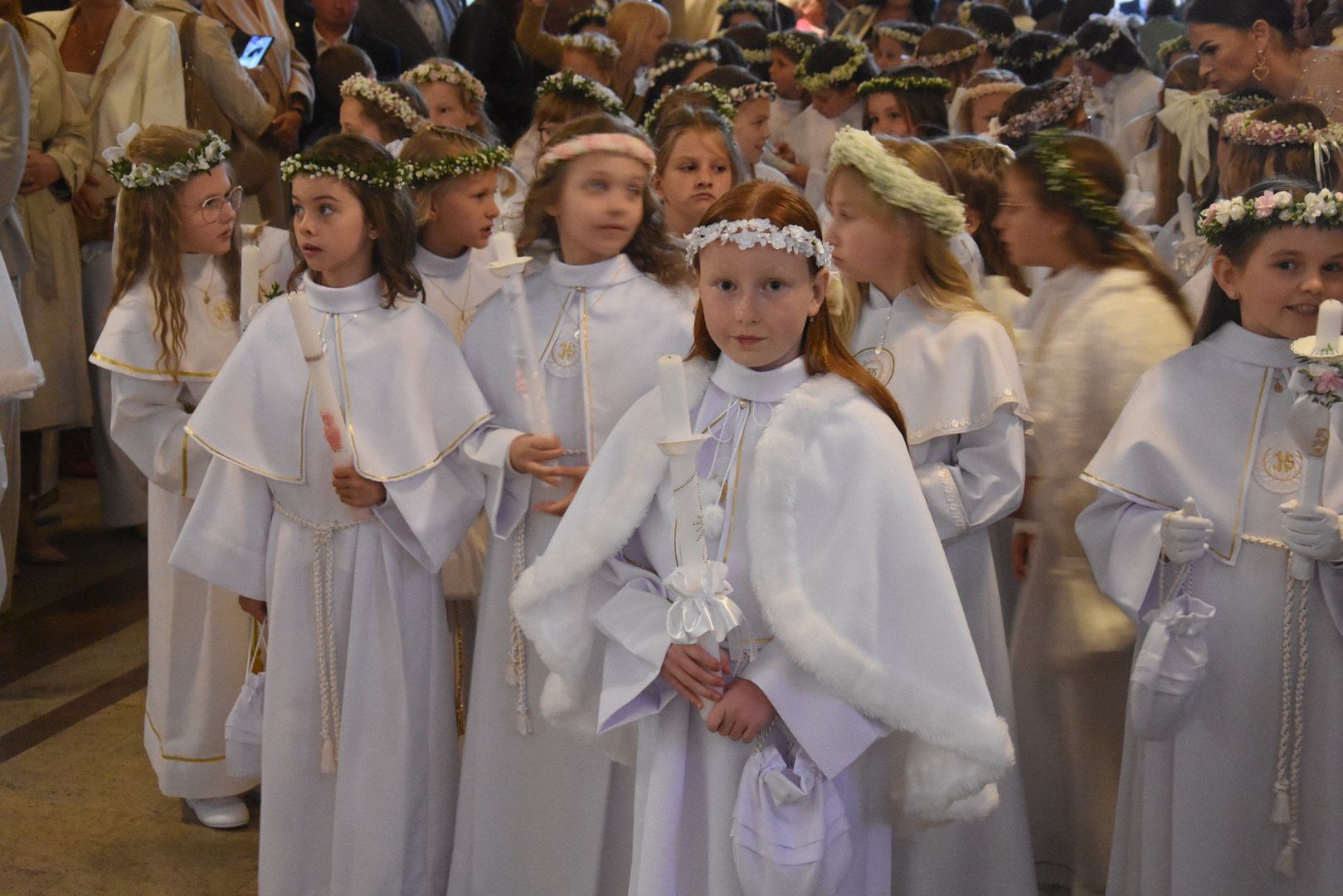 To był wyjątkowy dzień dla najmłodszych z parafii pw. NSJ na śremskich Jezioranach.
