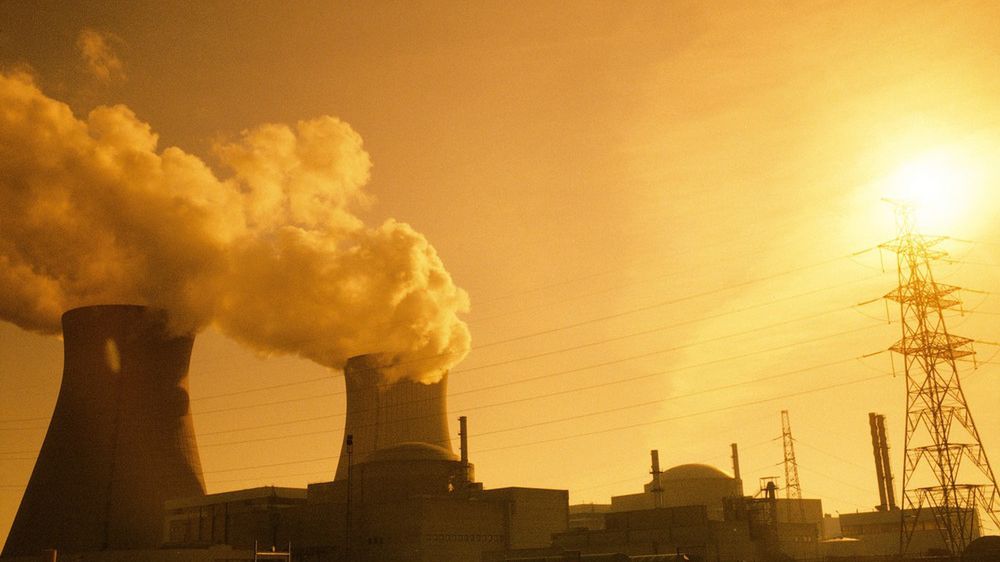 Resort energii przyznaje, że w planach rządu są przetargi na budowę elektrowni atomowej