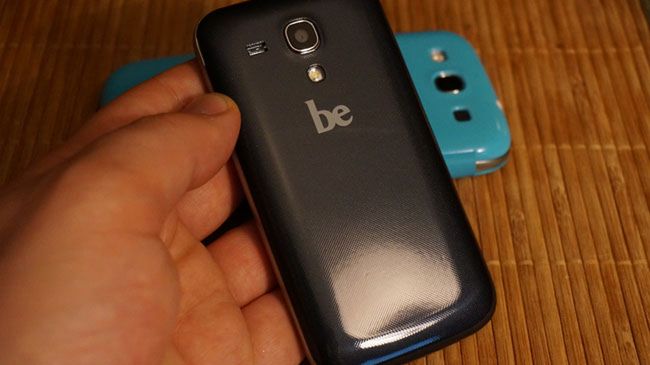 Smartfon za 250 zł z bardzo dobrym ekranem. Zagrasz na nim w GTA III 1