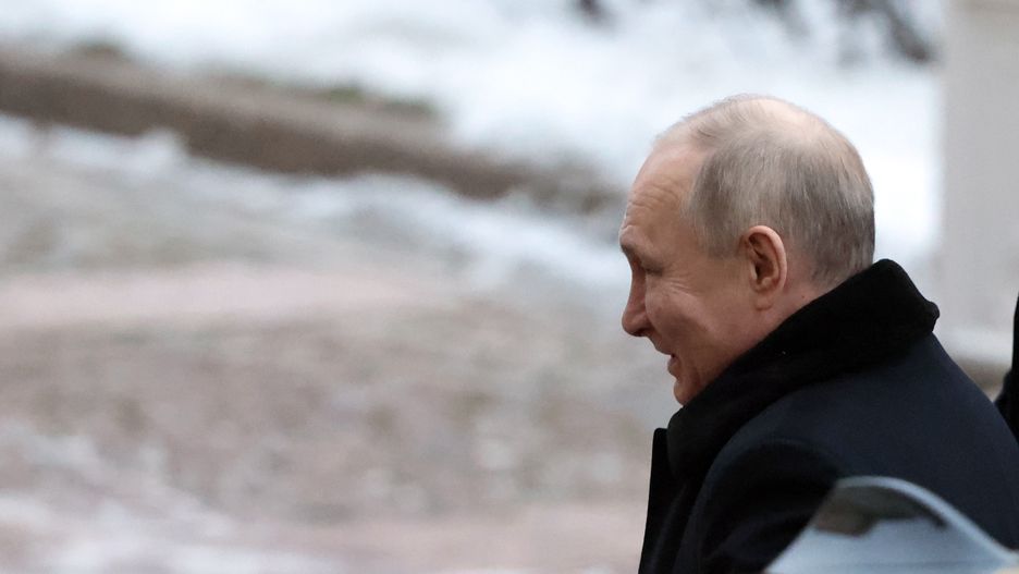 SAINT PETERSBURG, RUSSIA - DECEMBER 27: (RUSSIA OUT) Russian President Vladimir Putin smiles as he arrives to the official breakfast during the Informal Summit of the Commonwealth of Independent States (CIS) on December 27, 2022 in Saint Petersburg, Russia. President Putin arrived in Saint Petersburg to hold an annual leaders summit of ex-Soviet states. (Photo by Contributor/Getty Images)