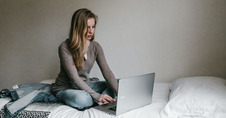 Hakerzy włamali się na portal randkowy. Ujawnili dane 2,28 mln użytkowników