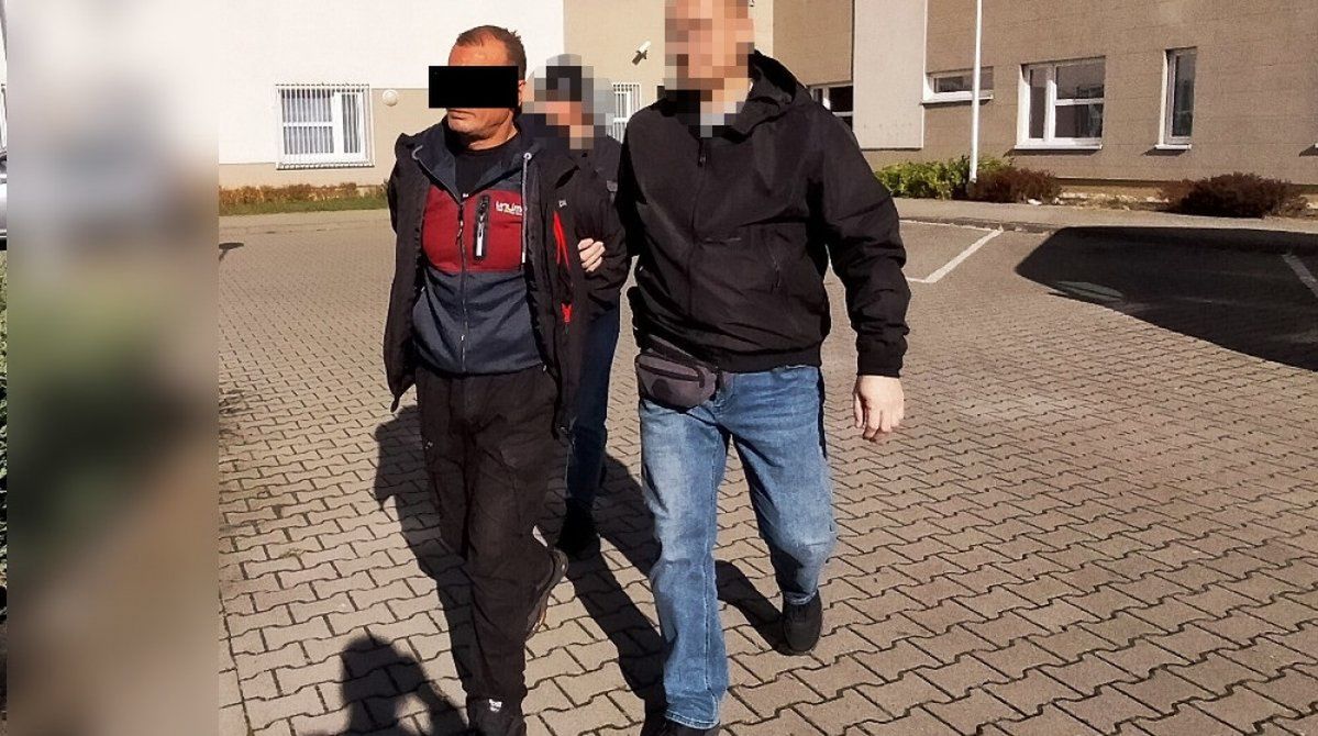 Warszawa: Multirecydywista trafił do aresztu